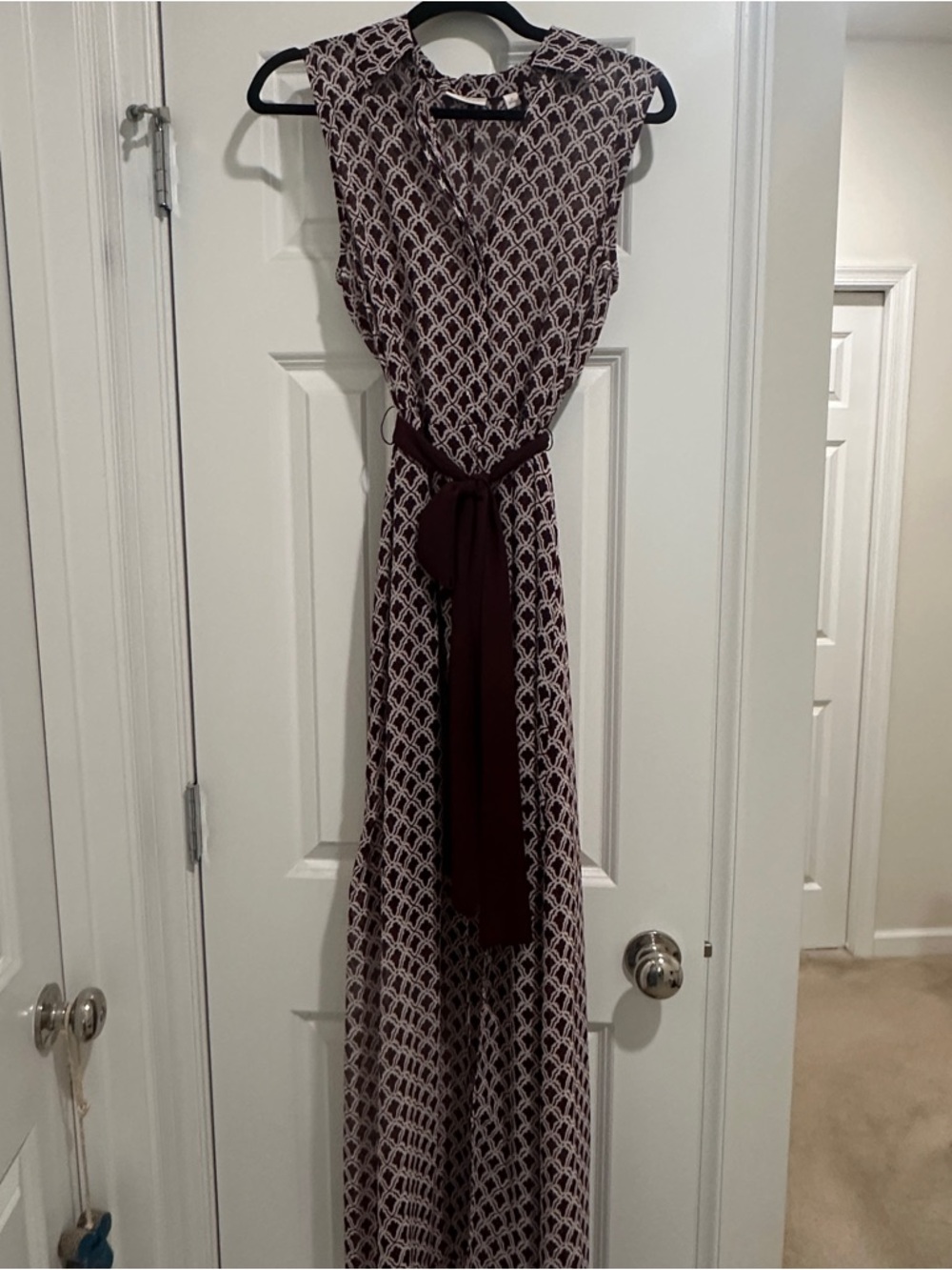 Sleeveless Burgundy and white Printed Maxi Dress with Waist Tie and Shorts